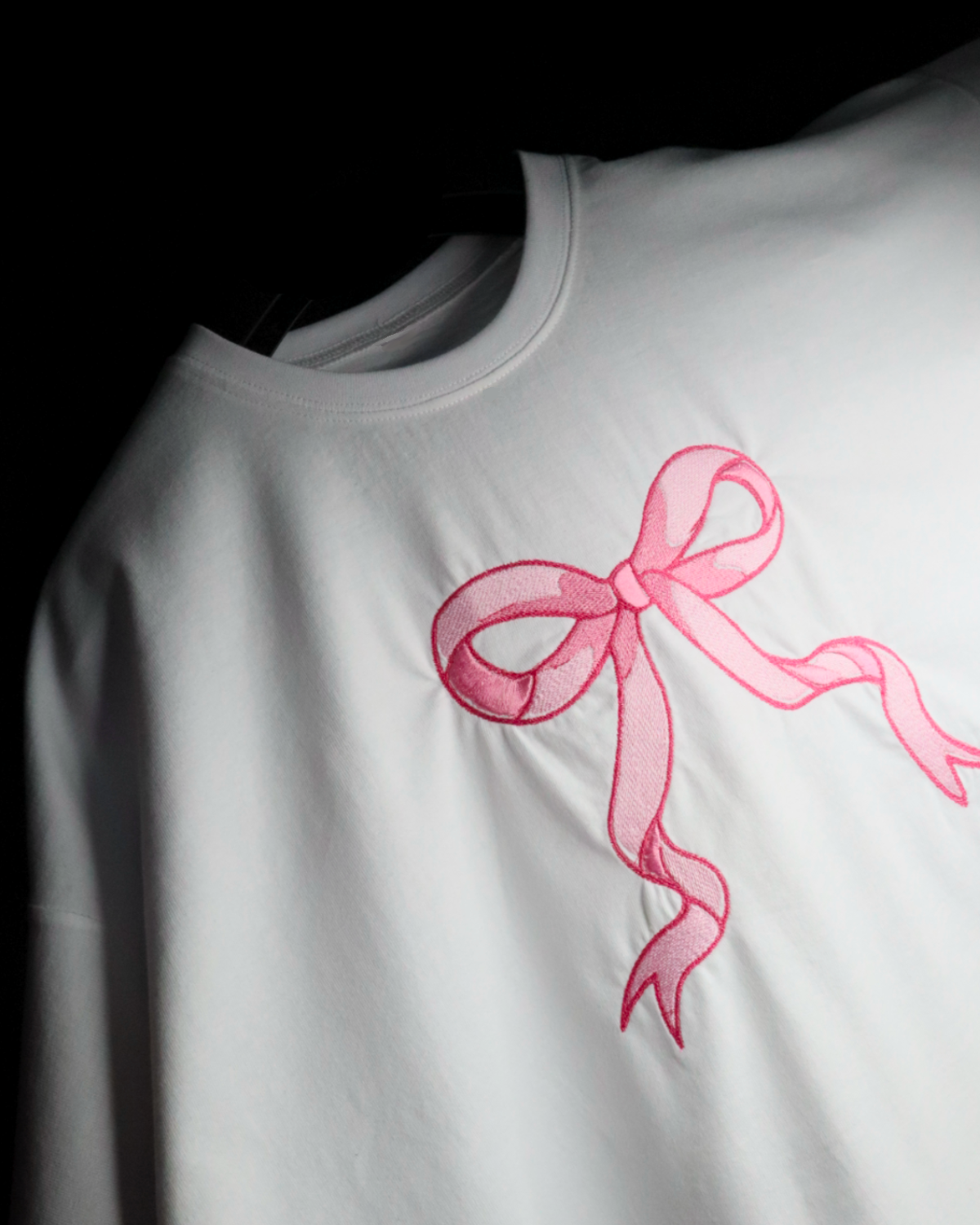 Embroidered Bow Tshirt