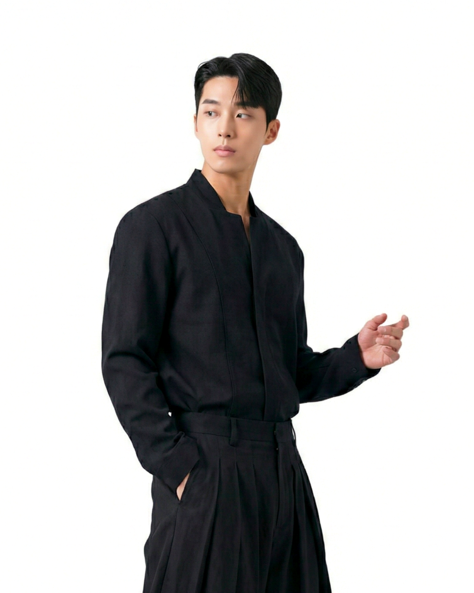 Kuro Stand Linen Shirt